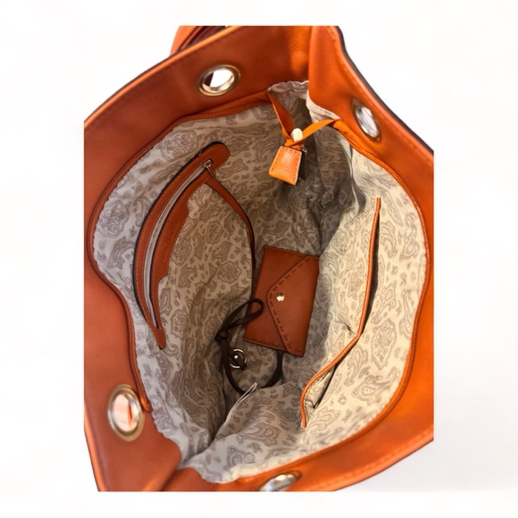 Leather handbag - Picture 6 of 7